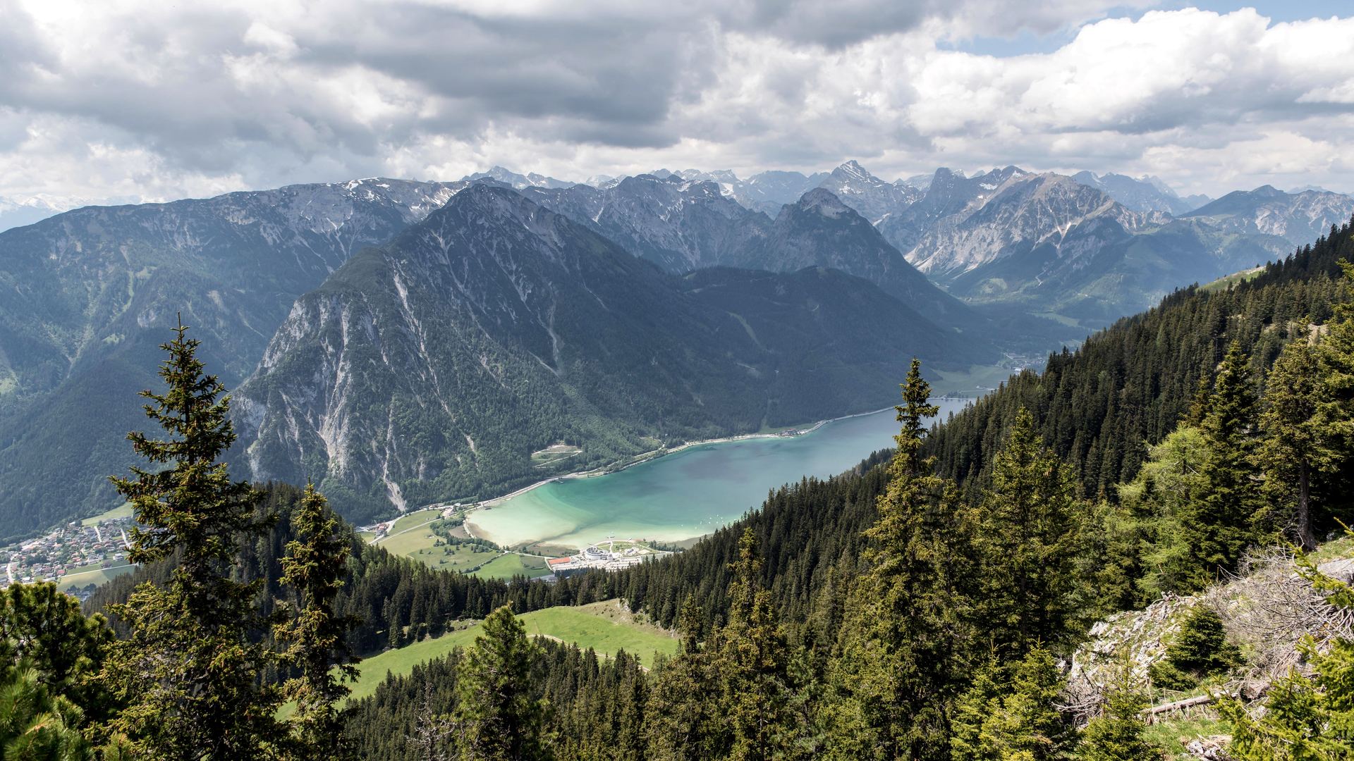 Blick auf den Achensee in Tirol